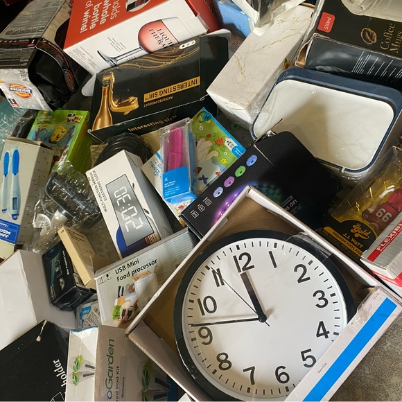 20 pieces Mystery Box New Over Stock Shelf Pull Reseller amazon gen merchandise - Picture 10 of 11